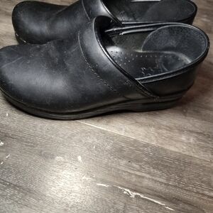 Dansko Black Clogs Women Slip On Leather‎ Mules Size EU 39 US 8.5 Nursin…